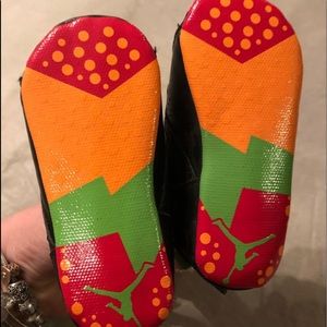 Baby Jordan crib shoes